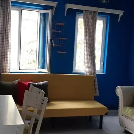 ベッド・アンド・ブレックファスト Merih 3*