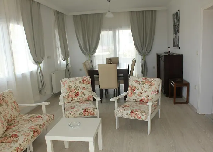 Merih Couette-café 3*